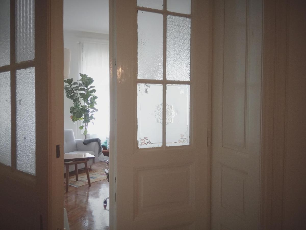 Jolie Apartment In Historical Center Budapest Eksteriør billede